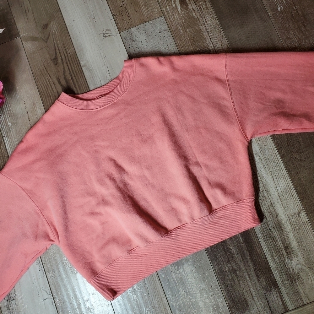 Wild Fable Coral Pink Cropped Drop Shoulder Fleece Pullover Sweatshirt NWOT - Picture 15 of 16